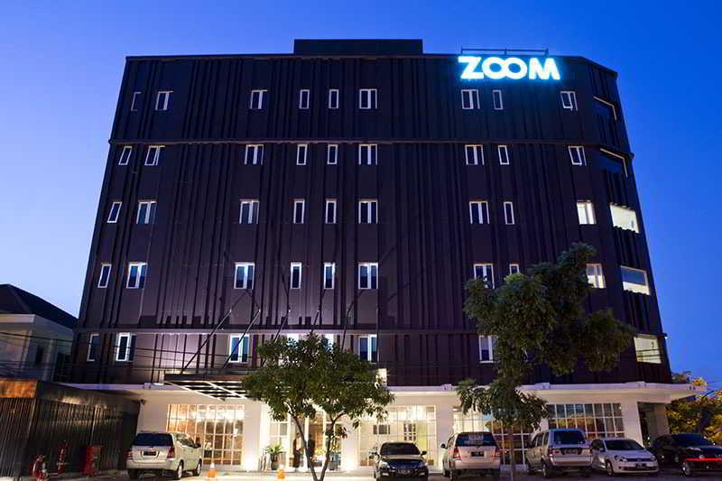 Zoom Smart Hotel Jemursari Surabaia Exterior foto